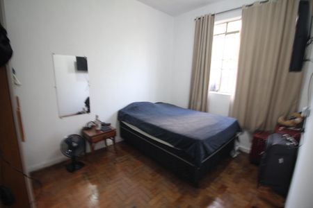 Casa à venda com 560m², 2 quartos e 5 vagasQuarto 2