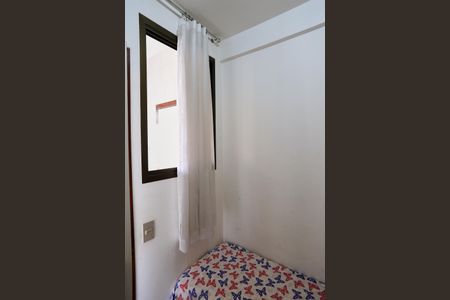 Apartamento para alugar com 320m², 4 quartos e 2 vagas Apartamento para alugar com 320m², 4 quartos e 2 vagasQuarto de Serviço