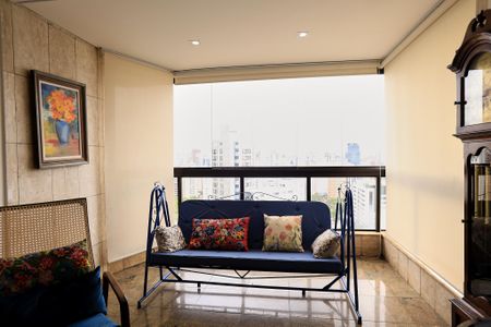 Apartamento para alugar com 320m², 4 quartos e 2 vagas Apartamento para alugar com 320m², 4 quartos e 2 vagasSala