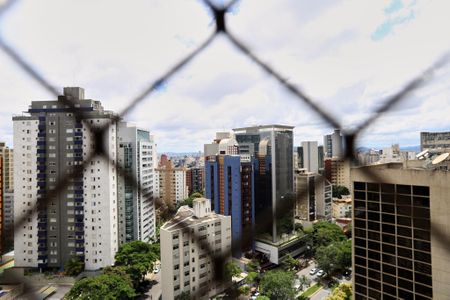 Apartamento para alugar com 320m², 4 quartos e 2 vagas Apartamento para alugar com 320m², 4 quartos e 2 vagasVista do Quarto