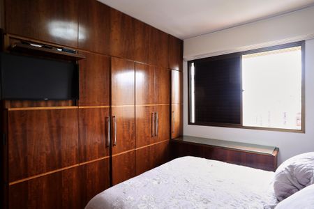 Suíte de apartamento à venda com 4 quartos, 320m² em Funcionários, Belo Horizonte