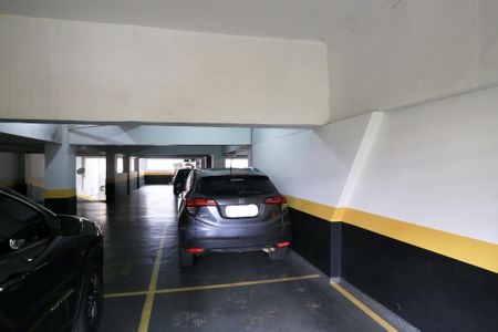 Apartamento para alugar com 320m², 4 quartos e 2 vagas Apartamento para alugar com 320m², 4 quartos e 2 vagasGaragem