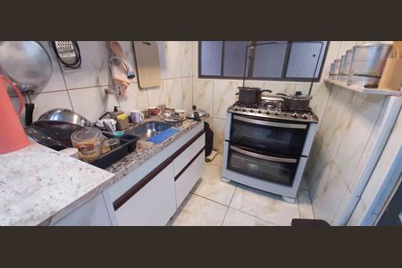 Casa à venda com 192m², 2 quartos e sem vaga