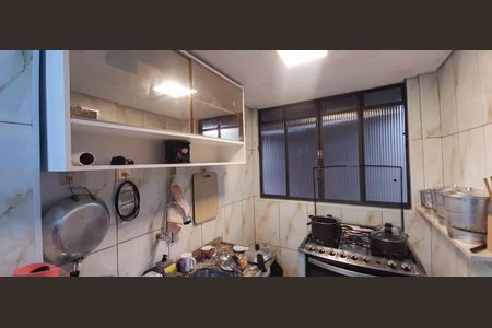 Casa à venda com 192m², 2 quartos e sem vaga