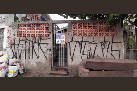 Casa à venda com 192m², 2 quartos e sem vaga Casa à venda com 192m², 2 quartos e sem vagaFachada da Casa