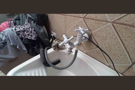 Casa à venda com 192m², 2 quartos e sem vaga