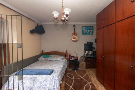 Casa à venda com 250m², 6 quartos e 2 vagasQuarto 4