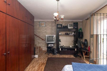 Casa à venda com 250m², 6 quartos e 2 vagasQuarto 4