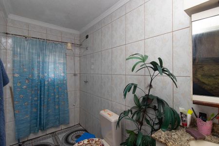 Casa à venda com 250m², 6 quartos e 2 vagasBanheiro da Suíte