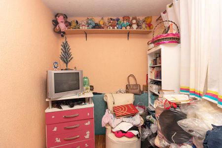 Casa à venda com 250m², 6 quartos e 2 vagasQuarto 2