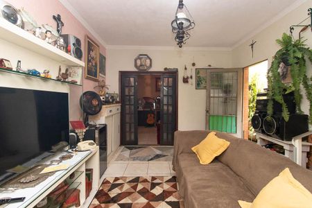 Casa à venda com 250m², 6 quartos e 2 vagasSala