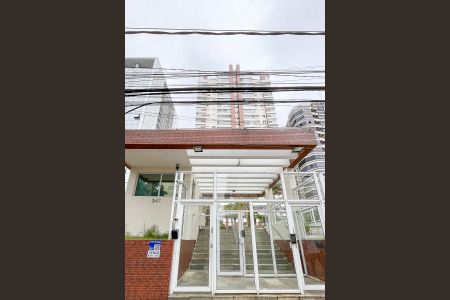 Apartamento à venda com 107m², 3 quartos e 3 vagasFachada + plaquinha