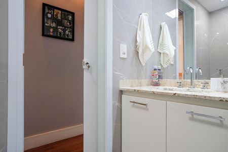 Apartamento à venda com 107m², 3 quartos e 3 vagasBanheiro