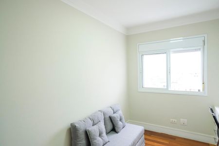 Apartamento à venda com 107m², 3 quartos e 3 vagasQuarto 2