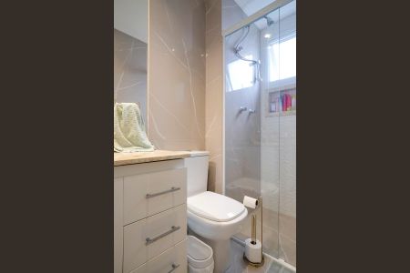 Apartamento à venda com 107m², 3 quartos e 3 vagasBanheiro da suíte