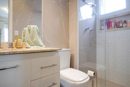 Apartamento à venda com 107m², 3 quartos e 3 vagasBanheiro da suíte