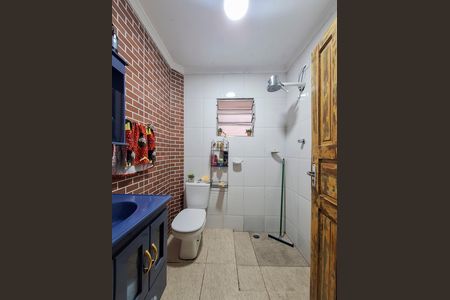 Casa à venda com 178m², 6 quartos e 2 vagasBanheiro