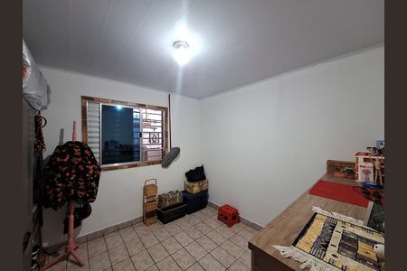 Casa à venda com 178m², 6 quartos e 2 vagasQuarto 4