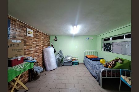 Casa à venda com 178m², 6 quartos e 2 vagasQuarto 6