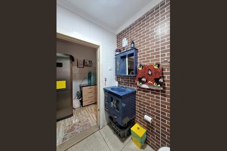 Casa à venda com 178m², 6 quartos e 2 vagasBanheiro