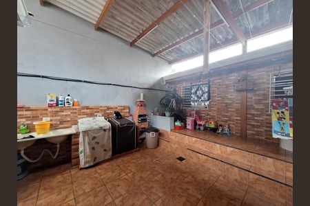 Casa à venda com 178m², 6 quartos e 2 vagasQuintal