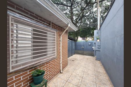 Casa à venda com 178m², 6 quartos e 2 vagasEntrada