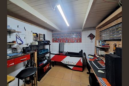Casa à venda com 178m², 6 quartos e 2 vagasQuarto 3