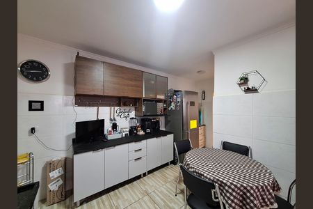 Casa à venda com 178m², 6 quartos e 2 vagasCozinha