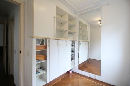 Apartamento à venda com 79m², 3 quartos e 1 vagaQuarto 2