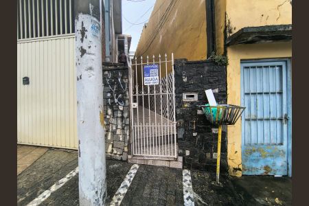 Casa para alugar com 60m², 2 quartos e sem vaga Casa para alugar com 60m², 2 quartos e sem vagaFachada