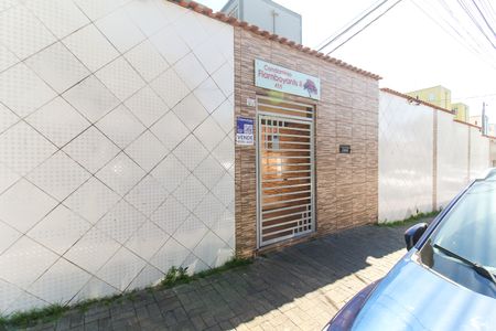 Apartamento à venda com 57m², 2 quartos e 1 vaga Apartamento à venda com 57m², 2 quartos e 1 vagaFachada + Placa