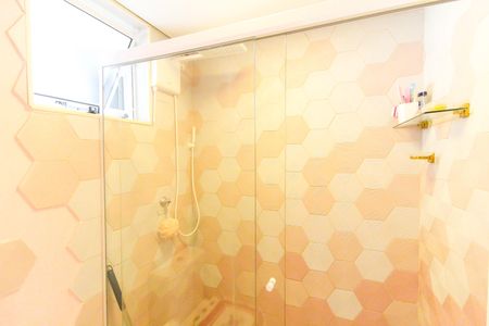 Apartamento à venda com 57m², 2 quartos e 1 vaga Apartamento à venda com 57m², 2 quartos e 1 vagaBanheiro