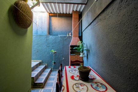 Casa à venda com 84m², 2 quartos e 2 vagasÁrea de serviço