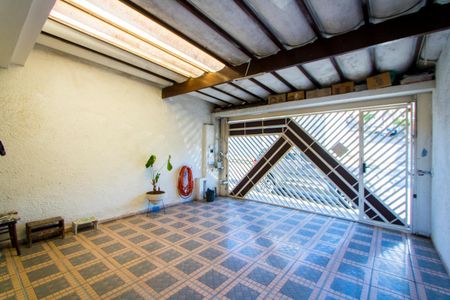 Casa à venda com 84m², 2 quartos e 2 vagasGaragem