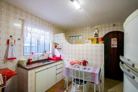 Casa à venda com 84m², 2 quartos e 2 vagasCozinha