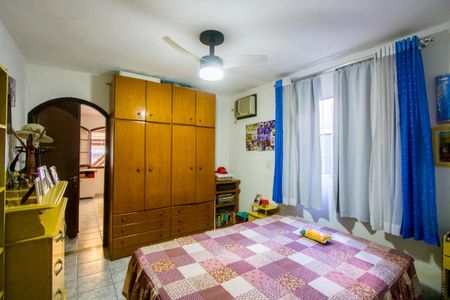 Quarto 2 de casa à venda com 2 quartos, 84m² em Jardim Santo André, Santo André
