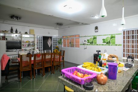 Casa para alugar com 280m², 3 quartos e 3 vagasCozinha