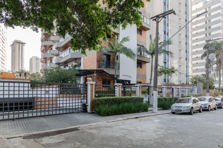 Apartamento à venda com 137m², 4 quartos e 2 vagas Apartamento à venda com 137m², 4 quartos e 2 vagasFachada