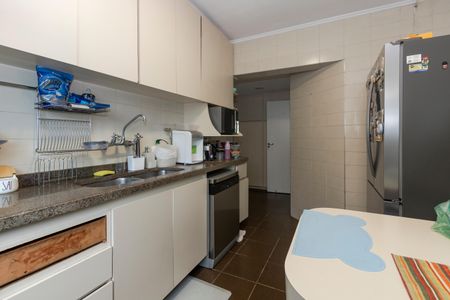 Apartamento à venda com 137m², 4 quartos e 2 vagas Apartamento à venda com 137m², 4 quartos e 2 vagasCozinha