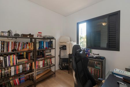 Apartamento à venda com 137m², 4 quartos e 2 vagas Apartamento à venda com 137m², 4 quartos e 2 vagasQuarto 3