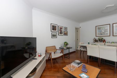 Apartamento à venda com 137m², 4 quartos e 2 vagas Apartamento à venda com 137m², 4 quartos e 2 vagasSala