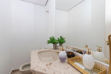 Apartamento à venda com 137m², 4 quartos e 2 vagas Apartamento à venda com 137m², 4 quartos e 2 vagasLavabo