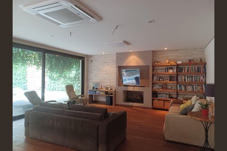 Sala de casa à venda com 3 quartos, 420m² em Santo Amaro, São Paulo