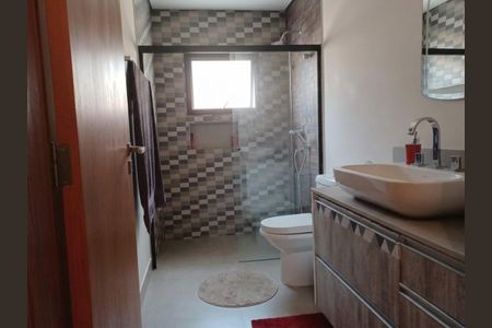 Casa à venda com 420m², 3 quartos e 5 vagasBanheiro