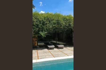Casa à venda com 420m², 3 quartos e 5 vagasPiscina