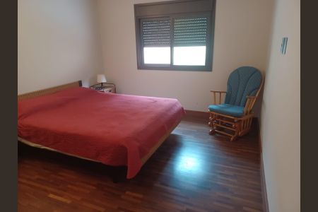 Quarto de casa à venda com 3 quartos, 420m² em Santo Amaro, São Paulo