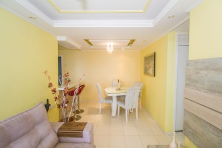 Sala de apartamento para alugar com 2 quartos, 65m² em Vila Valqueire, Rio de Janeiro