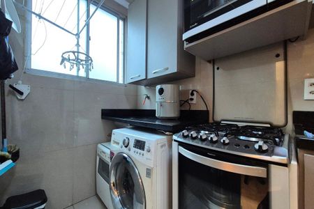 Apartamento à venda com 43m², 2 quartos e 1 vagaÁrea de Serviço