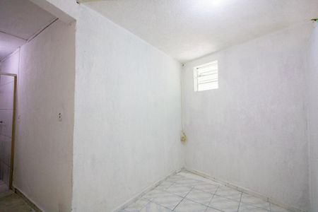 Quarto de casa para alugar com 1 quarto, 35m² em Jardim Cerqueira Leite, Mauá