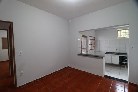 Sala de casa para alugar com 1 quarto, 60m² em Jardim Maria Goretti, Ribeirão Preto